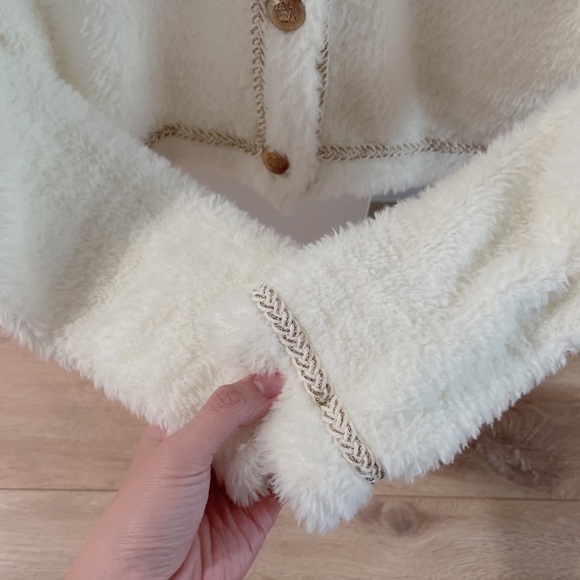 Stylenanda Fuzzy Cardigan - Picture 7 of 7